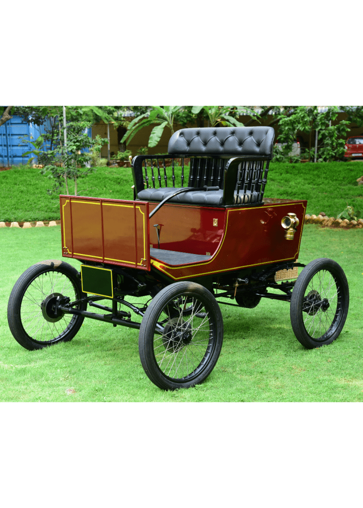 REPLICA-1899 LOCOMOBILE RUNABOUT