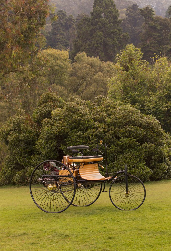 REPLICA-1886 BENZ MOTORWAGEN